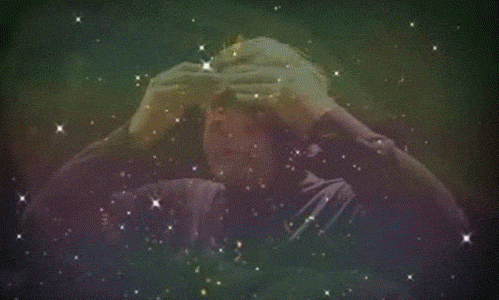 gif de hombre en universo explosionando su mente